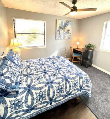 Secluded+spacious 4brfamily Home+self-checkin+wifi