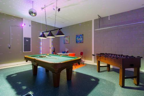 Villa 5 Bed Home At Solterra Resort 5381