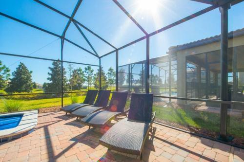 Champions Gate Grand Escape - Six Bedroom Home