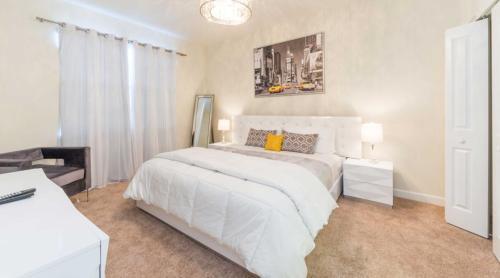 Champions Gate Grand Escape - Six Bedroom Home