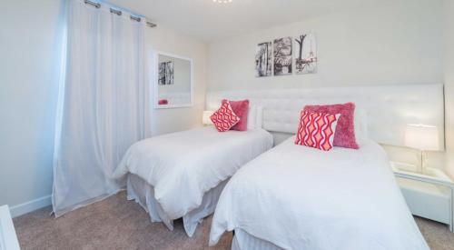 Champions Gate Grand Escape - Six Bedroom Home