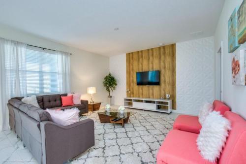 5 Bed Pool With Overflowing Spa In Champions Gate! Villa