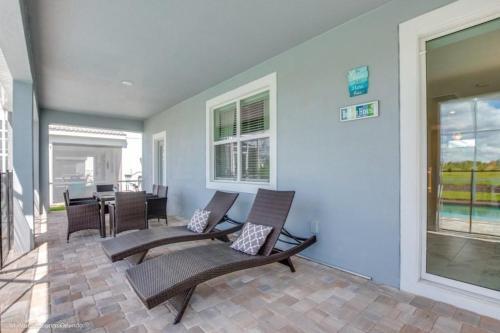 5 Bed Pool With Overflowing Spa In Champions Gate! Villa