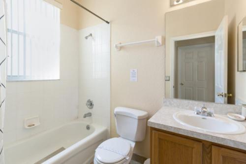 Villa 5 Bedroom Home At Highlands Reserve 157