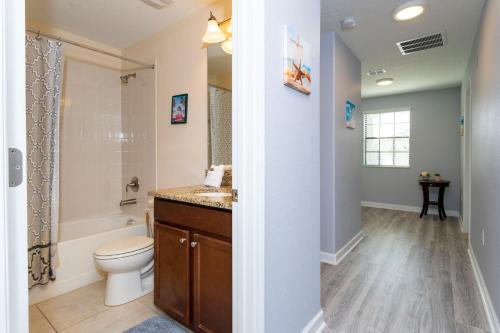 Superior Home With Private Pool, Spa, Grill And More! 9027