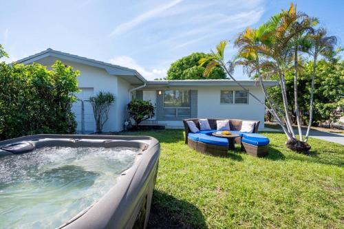 Supervilla - 3br 2ba - Jacuzzi - Brand New House!