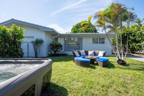 Supervilla - 3br 2ba - Jacuzzi - Brand New House!