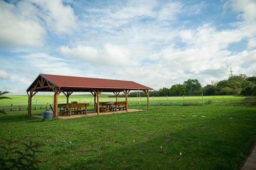Hostal Penzion Sudom�r