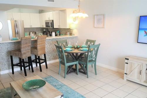 Apartamento Pelican Beach Resort Rentals