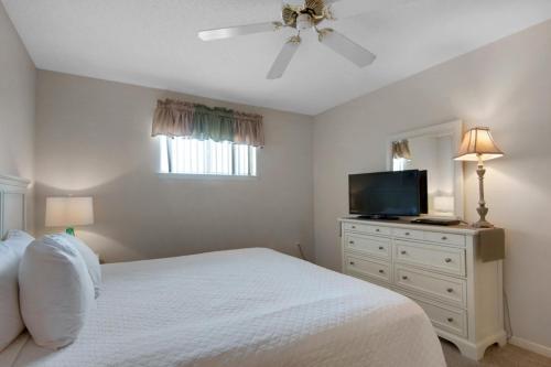 Crystal Sands II