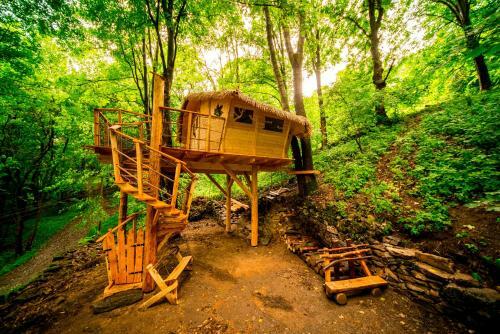 Lodge Treehouse Pod Jestedem
