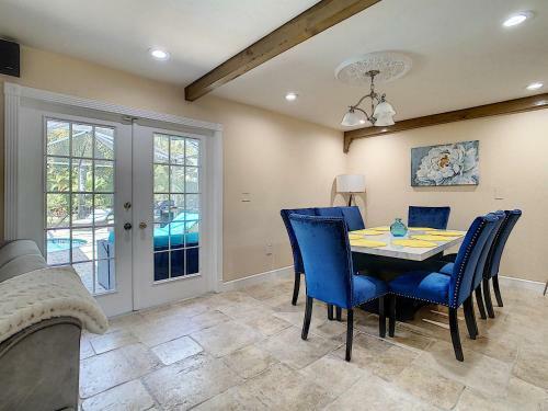 Villa Entire House* Luxurious Home,heated Pool*