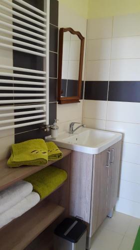 Apartm�n Ella - T�bor -cz - U Stadionu M�ru 1735