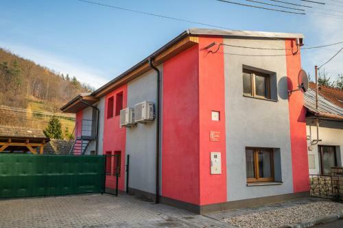 Pohoda Sala? U Velehradu-2 Apartmany