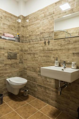 Apartm�ny Vina?stv� Zdenek Polach