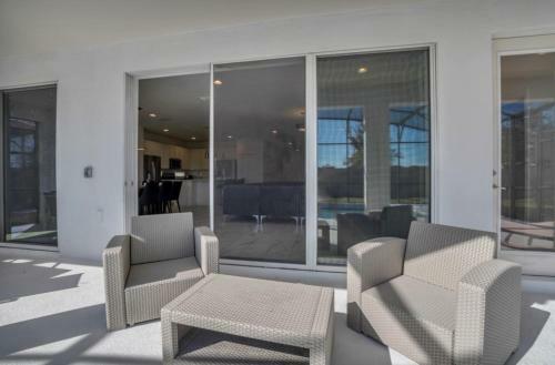 Large 10bd Sleep 21 Game Room Private Pool