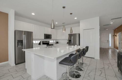 Large 10bd Sleep 21 Game Room Private Pool