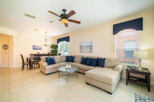 Bella Vida Resort Luxury Pool Home Game Room View!