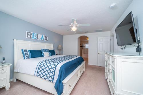 1219 Gorgeous Home W/3-master's*games Rm*themed Rm