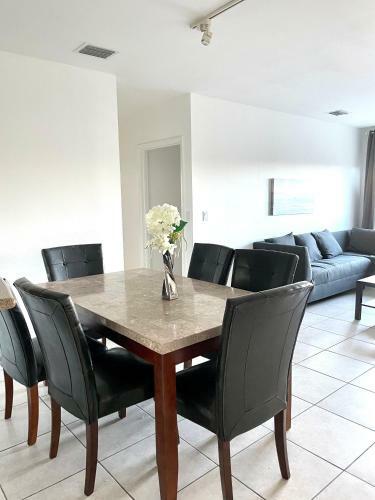Apartamento 3 Bedrooms In Miami With Parking