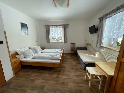 Hostal Pension Hones