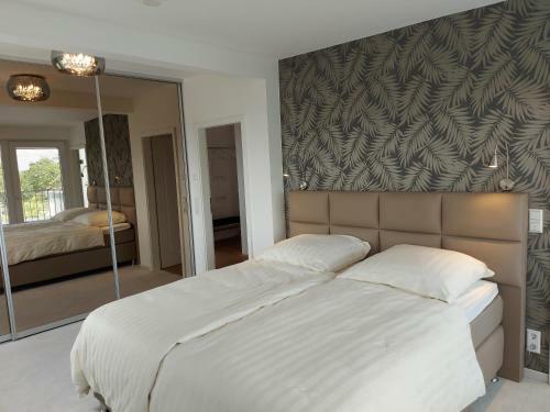 Apartamento At The Top - Penthouse �ber Den D�chern Der Stadt
