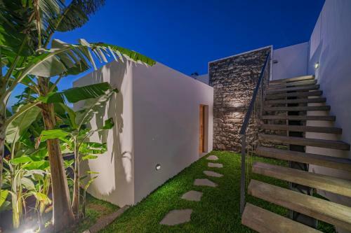 Casas Da Vargem Shared Swimming Pool By An Island Apart