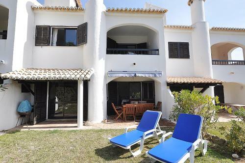 E&m Beach House Aldeamento Do Levante III