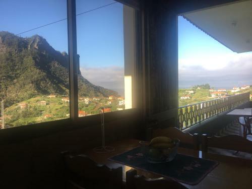 Pereira's House - Mountain & Sea
