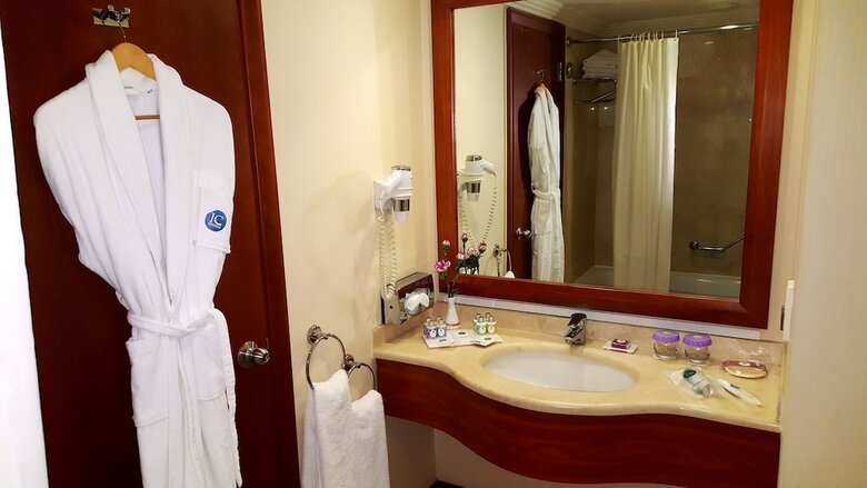 Ic Hotels Airport
