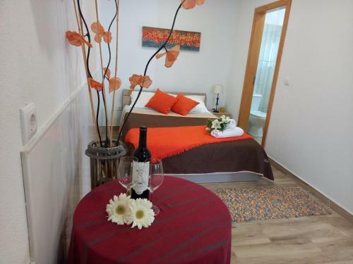 Hostal Tabua Village