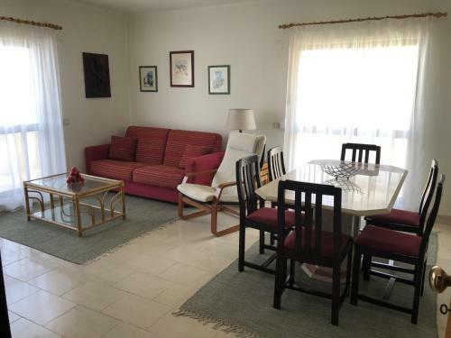 Quarteira Center Apartment