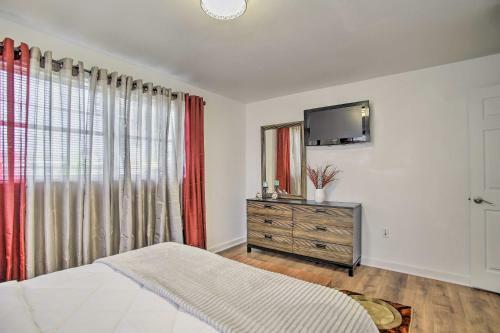 Pompano Beach Retreat With Pool About 4 Mi To Beach
