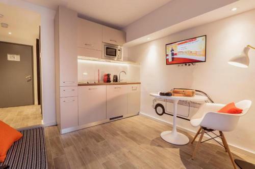 Lily Apartment With Kitchen In Frankfurt Am Main