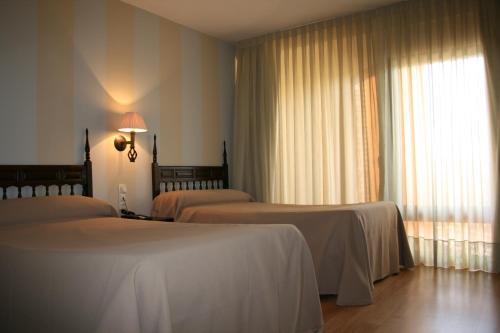 Hotel Cari�ena