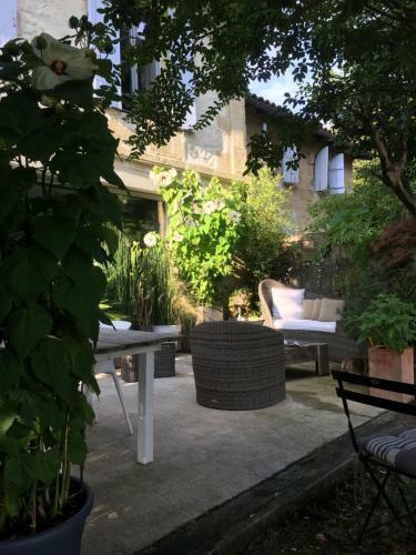 Hostal Maison Du Bois Breton