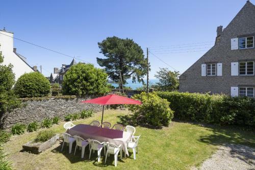 Cancale Centre, Brise Marine, 14 Personnes