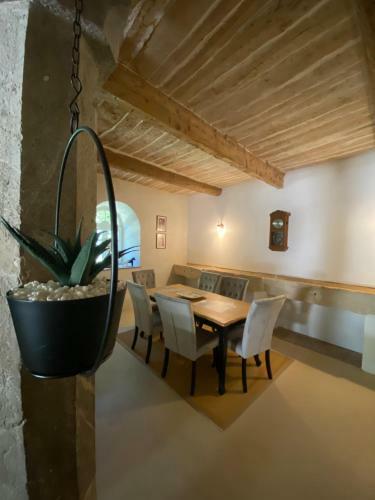 Orangerie De Cardet - Apartment Le Mandarinier