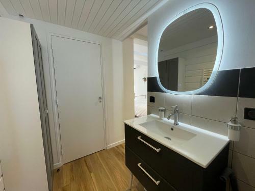 Apartamento Grand Studio Avec Terrasse, Wifi, Netflix Et V�los