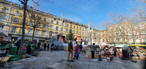 Apartamento Face � La Cit� : Appartement Avec Cour !