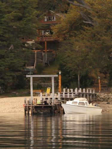 Lodge Caba�as Brazo Huemul