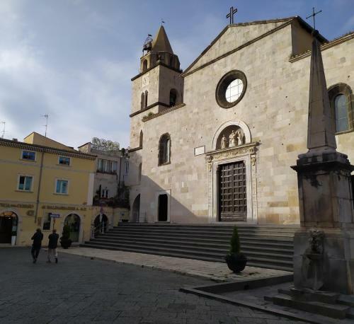 Apartamento Casa Alberto Fondi Centro Storico