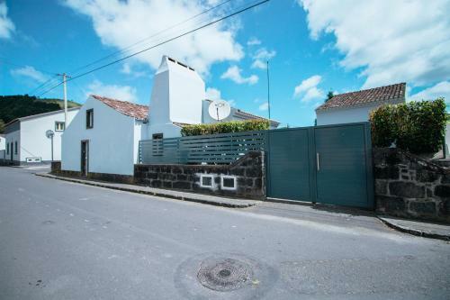 Sete Cidades House