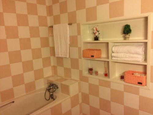 Lagoon's House