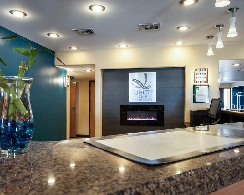 Hotel Quality Inn Airport East
