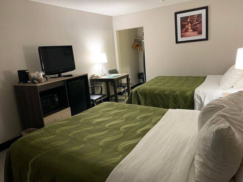 Hotel Quality Inn Airport East
