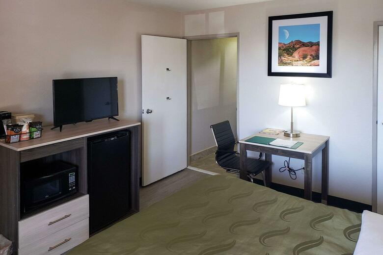 Hotel Quality Inn Airport East
