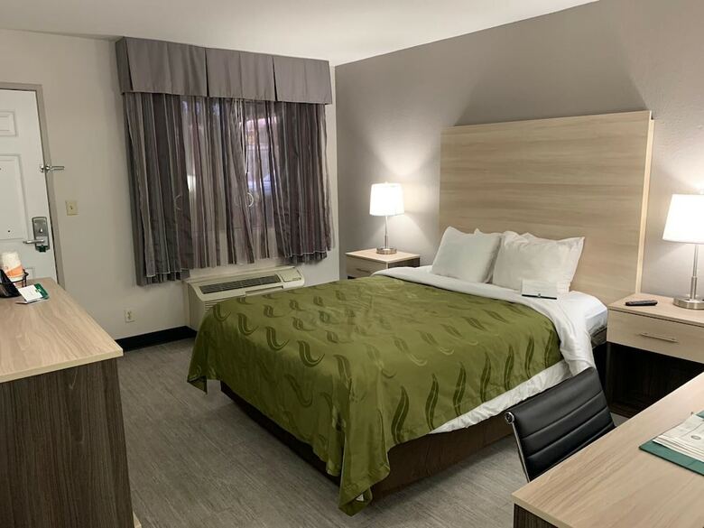 Hotel Quality Inn Airport East