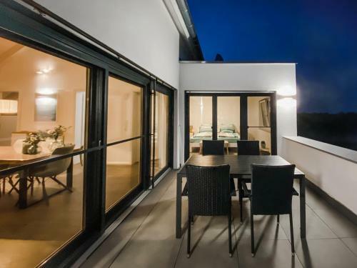 Apartamento Wundersch�ne Helle Wohnung Mit Gro�er Dachterrasse