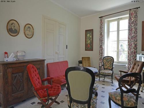 Villa Le Charme D'une Maison De Ma�tre, Grande Piscine.